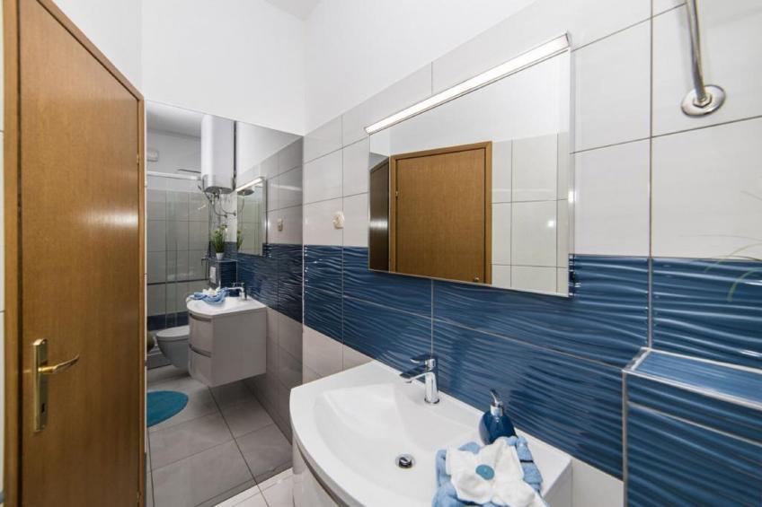 Apartments Tafra - One Bedroom Apartment 2 - foto 9