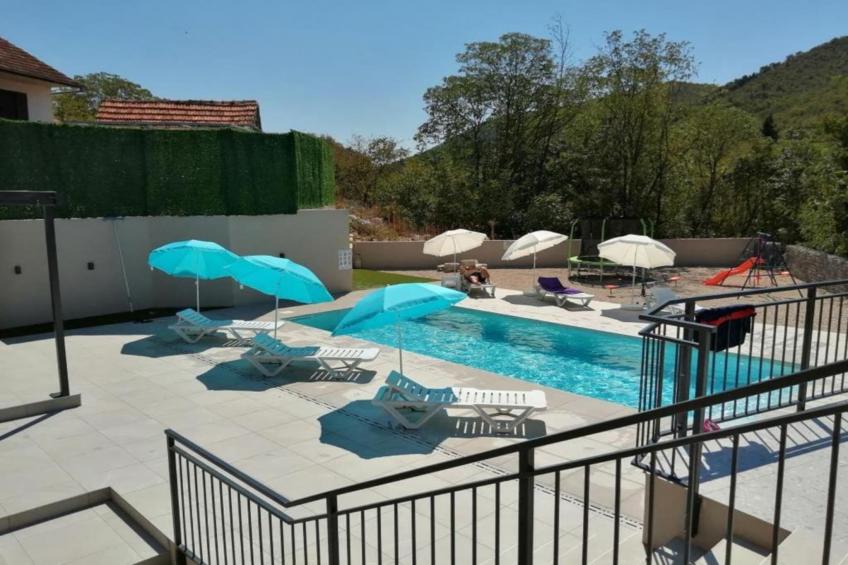 House Serenity with Pool - foto 17