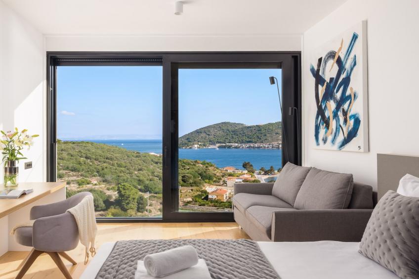Breathtaking Villa  Vis Five Bedroom Villa with the Pool - foto 35