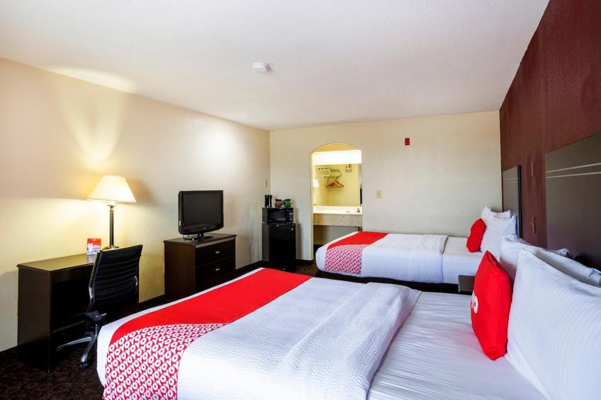 2 Queen Beds Non-Smoking - foto 11