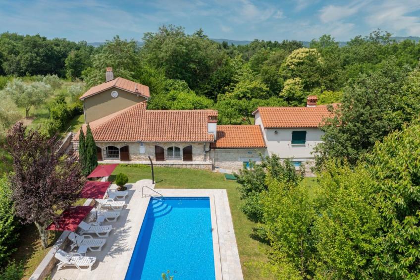 Gemütliches Ferienhaus in Ružići mit Offenem Kamin - foto 2