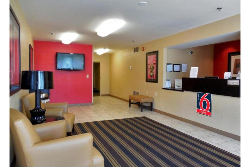 1 King Bed | Hearing Accessible, Kitchen - foto 54