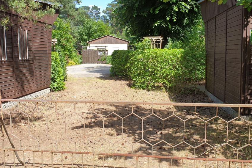 Holz-Bungalow mit Terrasse - foto 11