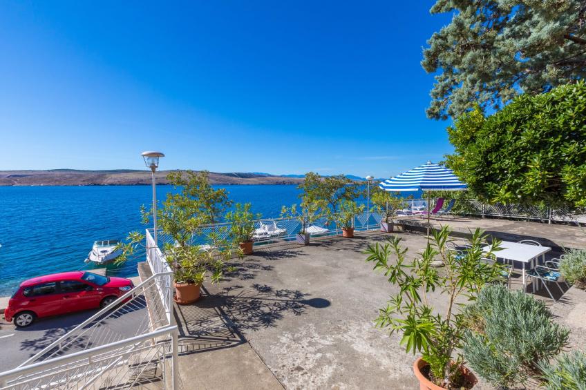 Holiday apartment in the first row to the sea, with sea view and satellite TV - BF-DMFX - foto 56