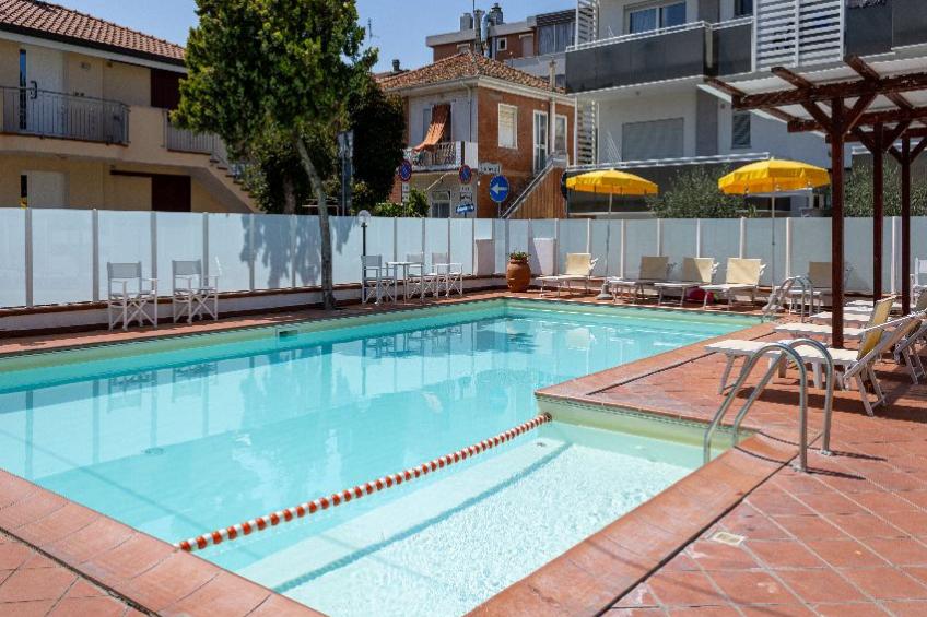 Residence Girasoli 2 room apartment - foto 2