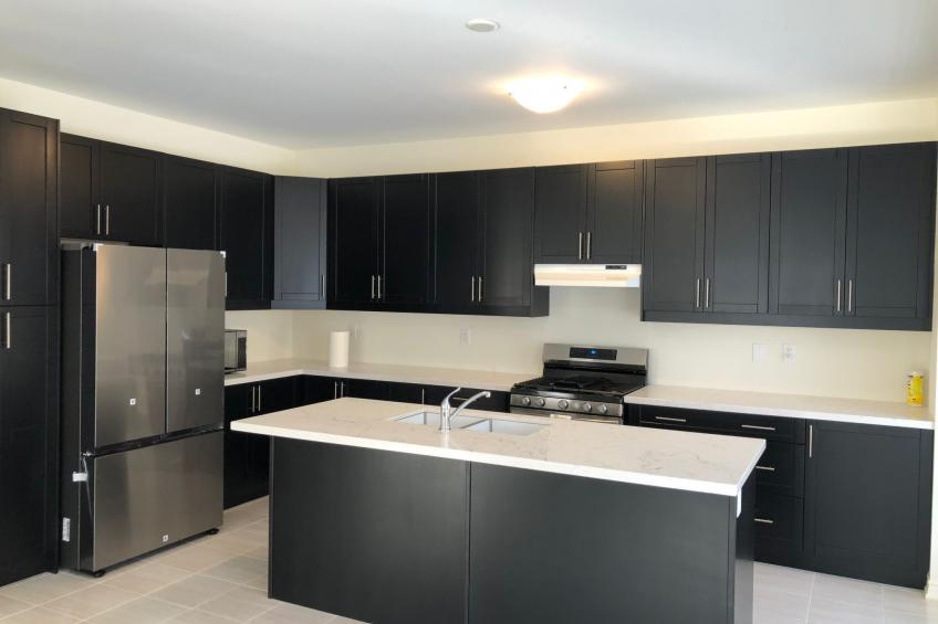 Haus in Brampton mit privatem Parkplatz - foto 11