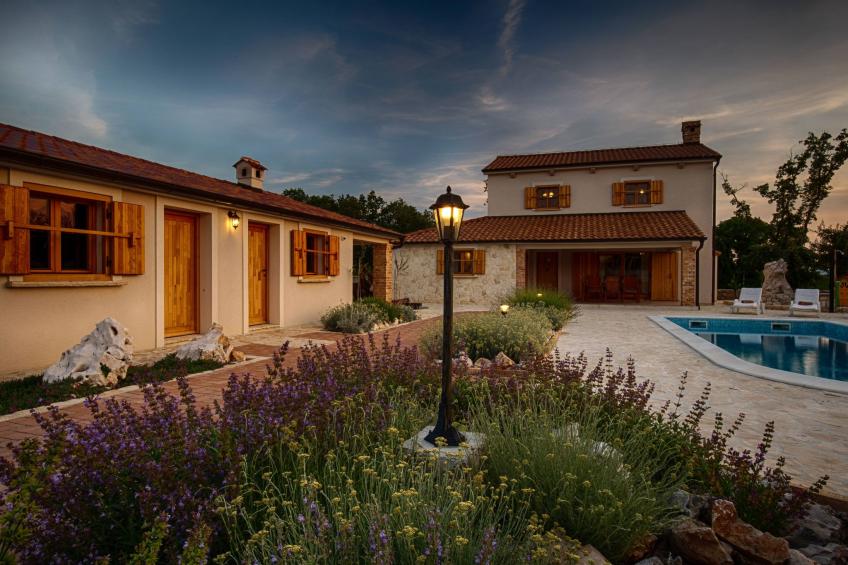 in Kras mit privatem Parkplatz - foto 32