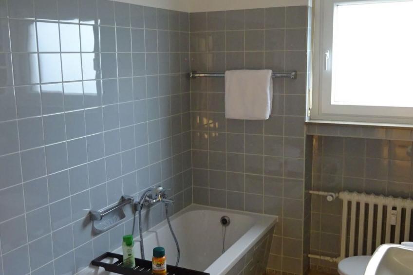 Großzügige Wohnung mit Terrasse und Rheintalblick - foto 13