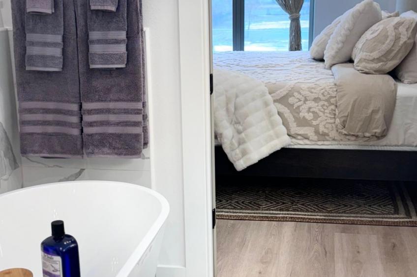 H-Town Trendy Retreat mit atemberaubendem Skyline-Blick - foto 7