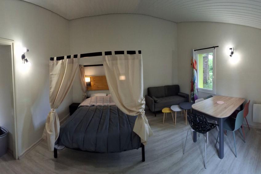 Cottage "Cottage Confort 1 ch" im Feriendorf - foto 12