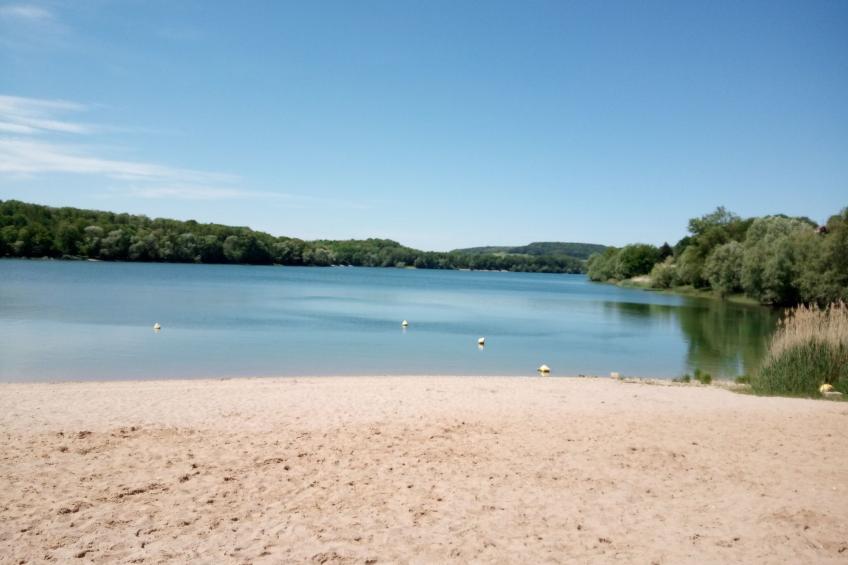 Großes Ferienhaus mit Terrasse und Garten - foto 24