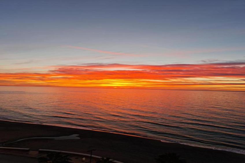 Sky-High Seaside Fuengirola Flat - foto 20