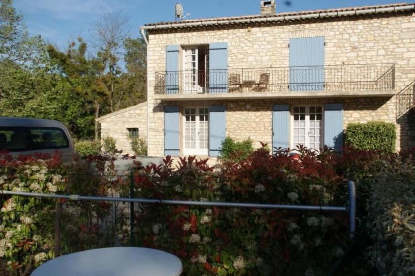 Schöne provenzalische Villa Les Carlets mit Pool - foto 16