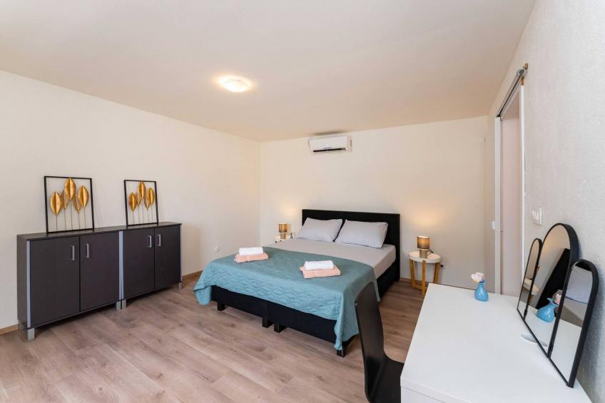 Holiday home Burgija - foto 14