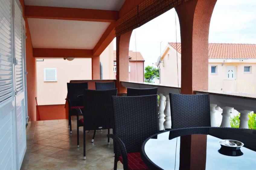 Holiday apartment Apartment Milka B. 1 - BF-B6G68 - foto 2