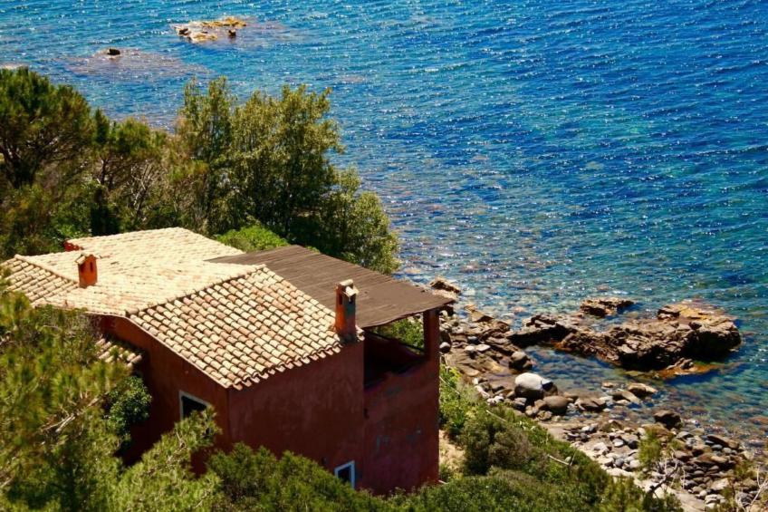 Wohnung in Torre Delle Stelle mit Terrasse und Grill, nah am Strand