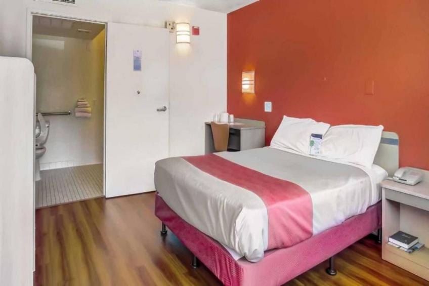 1 Queen Bed - foto 7