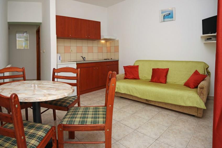 Apartments & Rooms Villa Petra -  One Bedroom Apartment with Balcony and Sea View (A4) - foto 5