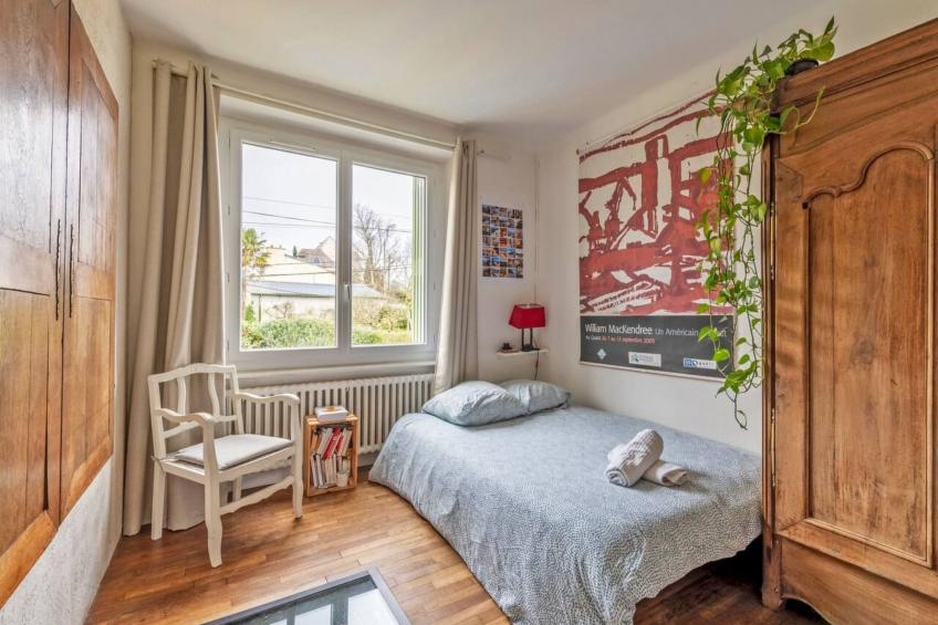 Großes Familienhaus mit schön angelegtem Garten - foto 14