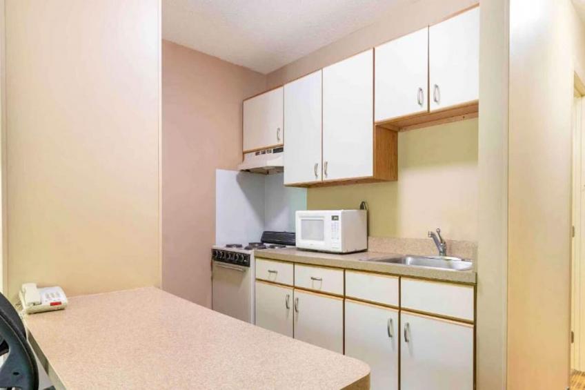 2 Queen Beds | Non-Smoking, Kitchen - foto 5