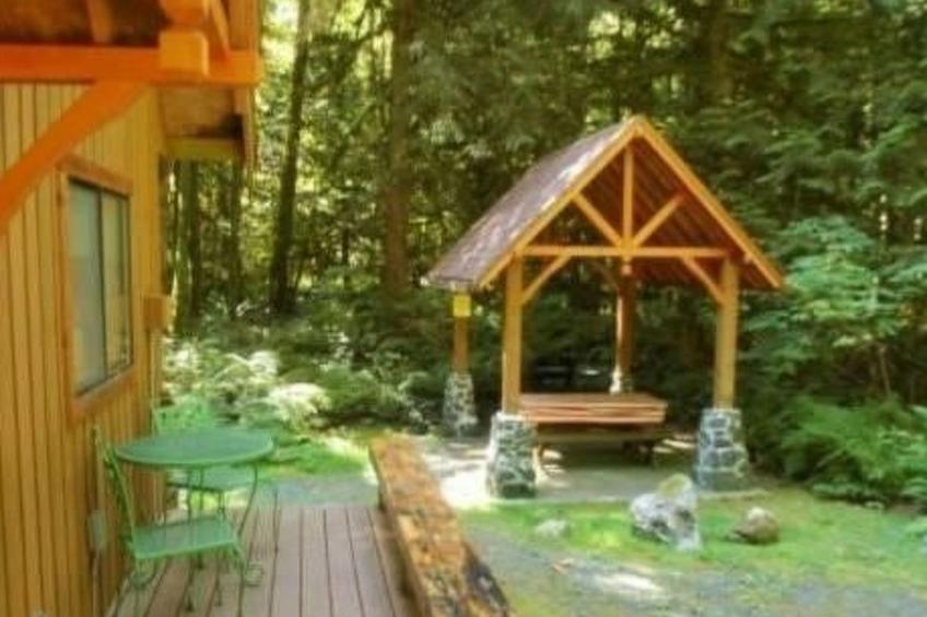 Hütte am See mit Whirlpool, Haustiere OK, Seezugang - foto 14