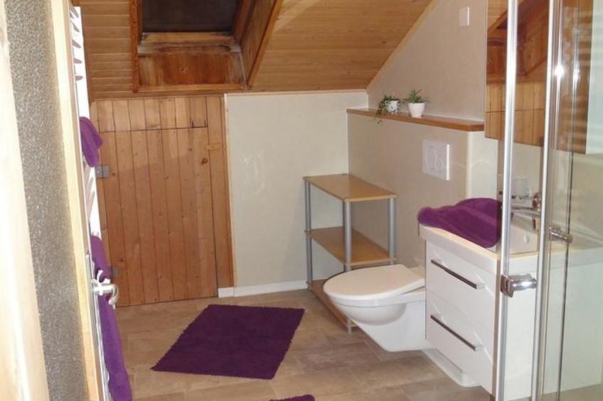 Esther Appartement/Fewo, Dusche, WC, 3 Schlafräume 4-Zimmerwohnung - foto 15