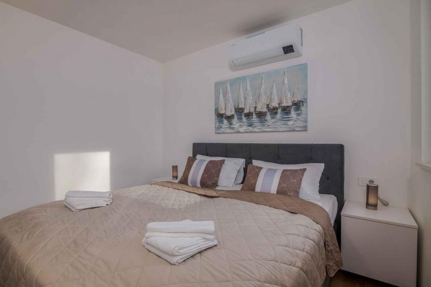 Vakantiewoning met eigen parkeerplaats en airconditioning - VW-6D4F3 - foto 14