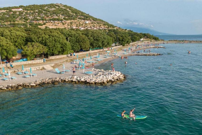 Seaside Deluxe Escape at Klenovica Camping - Two Bedroom Holiday Home with Terrace (owner 418) - foto 26