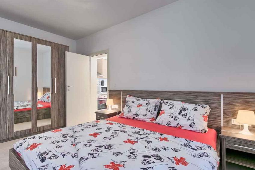 Holiday apartment with balcony and air conditioning - BF-MKBT - foto 14
