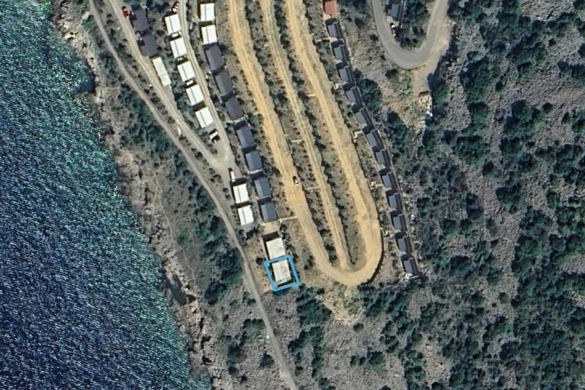 Seaside Deluxe Escape at Klenovica Camping - Two Bedroom Mobile Home with Hot-Tub  (owner 419) - foto 37