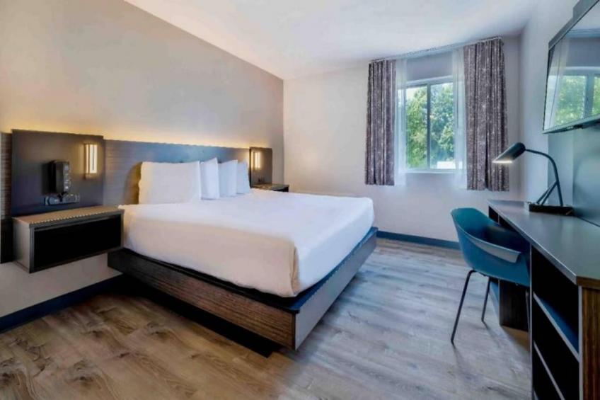 1 Queen Bed  Non-Smoking - foto 24