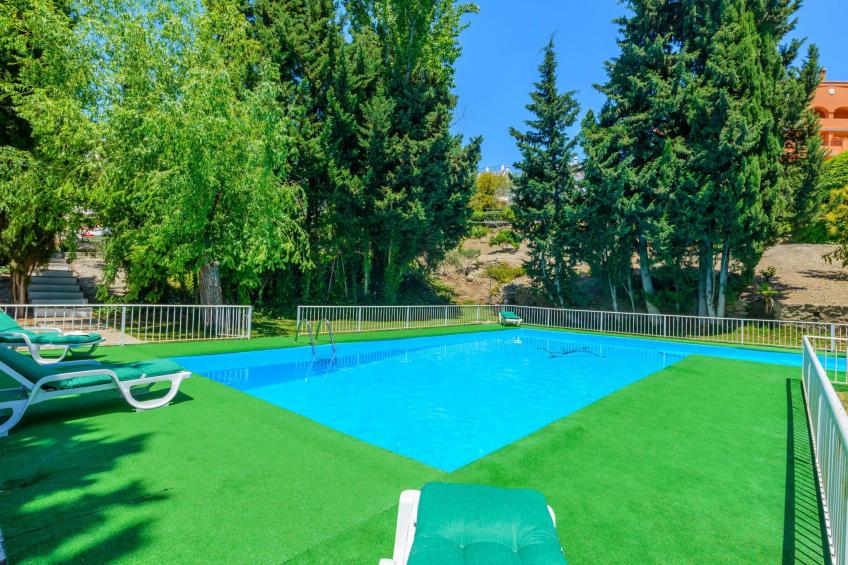 Privates Schwimmbad mit Grill und Feuerstelle - foto 35