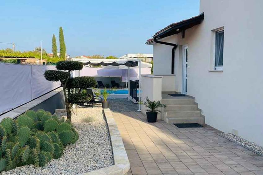 Villa with pool - BF-N7X2J - foto 18