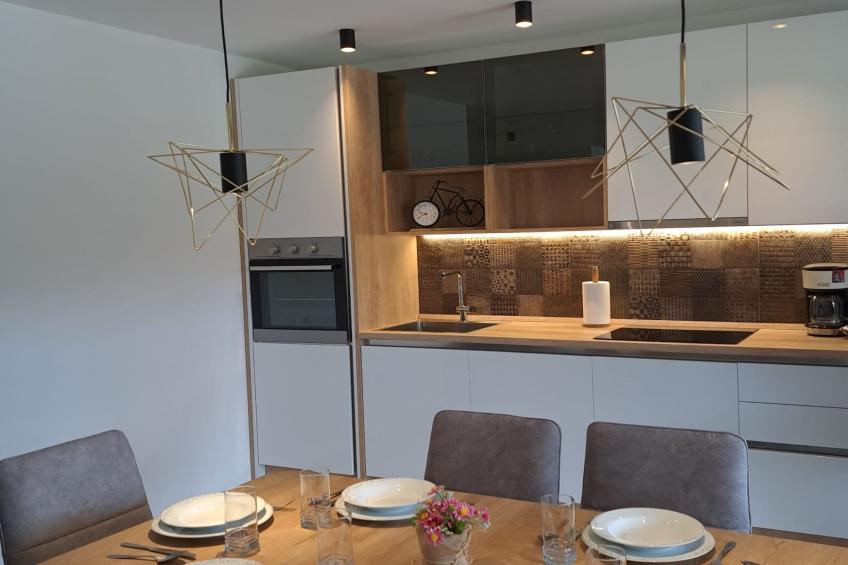 Tranquil Holiday Home with Pool, Garden, and Playground in a Peaceful Countryside Setting - Three Bedroom Holiday Home - foto 6