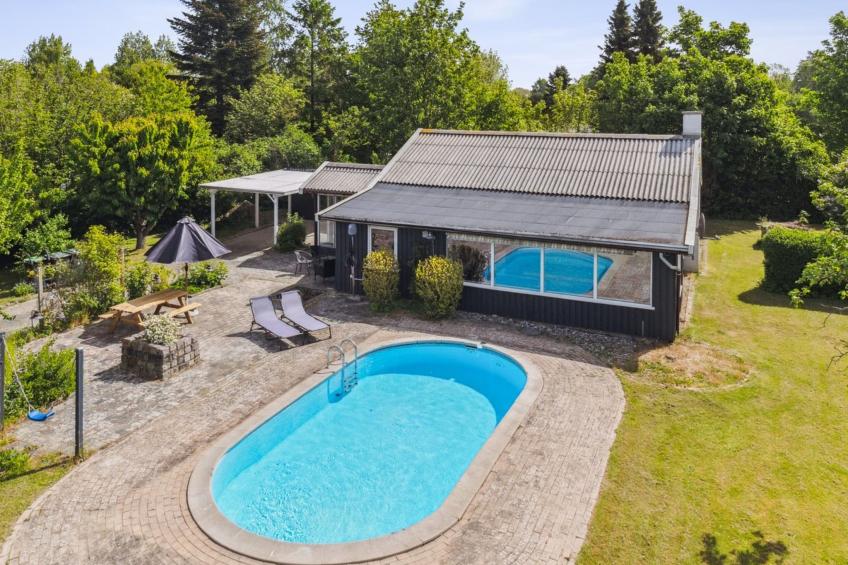 "Elemine" - 300m to the inlet