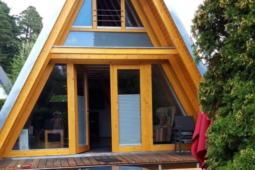 Nur-Dach-Ferienhaus für vier Personen