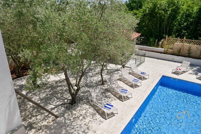 Vakantiehuis Gezinsvriendelijke Villa Maria met buitenzwembad en barbecue op Krk - BF-9P76G - foto 23