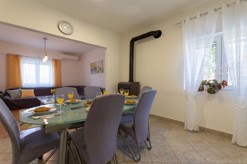 Peaceful and Cozy Holiday Home near Imotski - Two Bedroom Holiday Home - foto 4