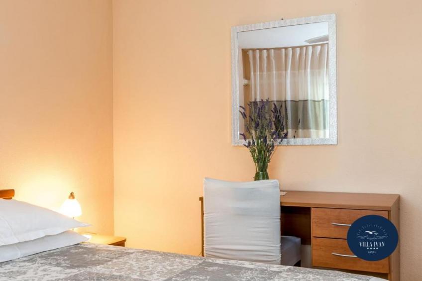 Villa Ivan apartment with terrace and sea view A3 - foto 27