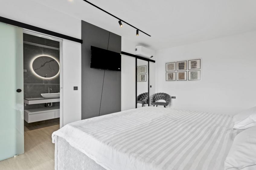 Villa Freedom - Five Bedroom House with Balcony - foto 12