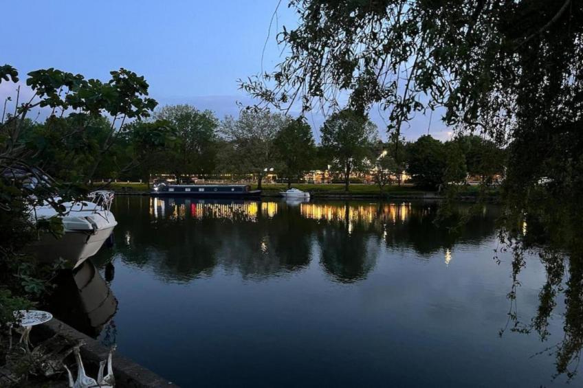 Classic Double River view Staines ex Mercure - foto 14