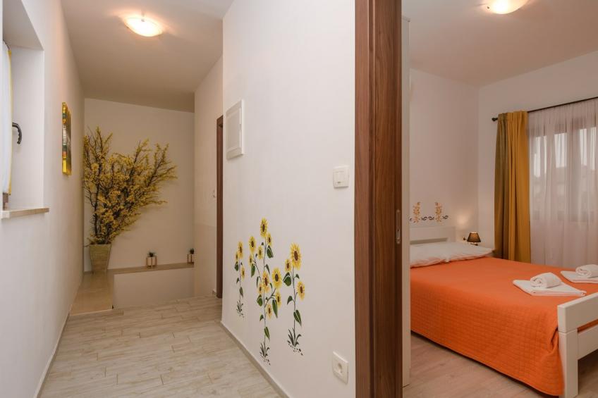Villa met een zwembad op een groot terrein - BF-K4V76 - foto 46