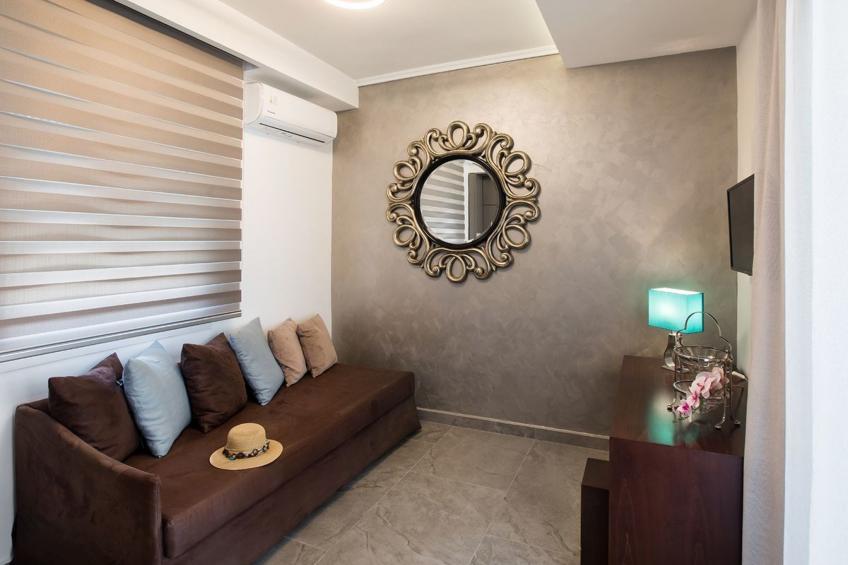 Appartement in Pallini mit Eigenem Balkon