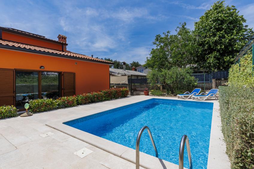 Haus Starci (LBN406)