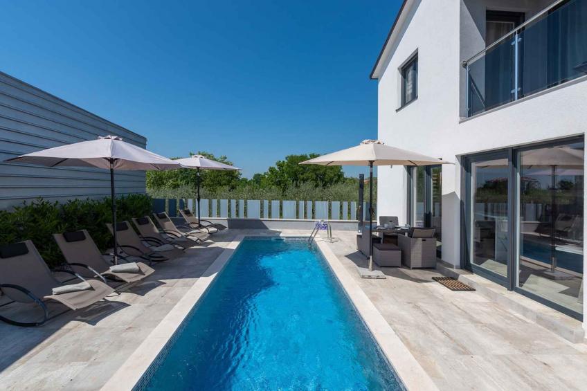 Villa mit Privatpool - BF-5PDN9 - foto 2
