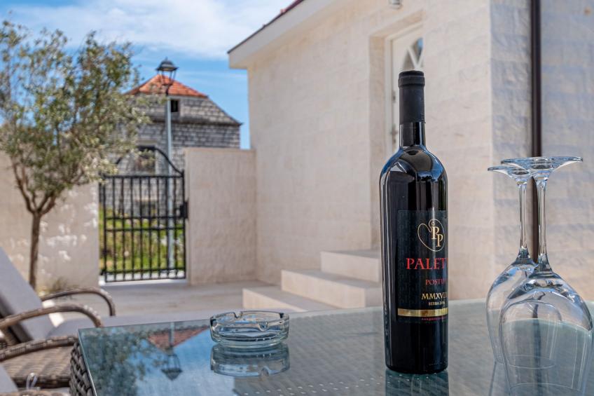 Suartini Viganj mit einem Jakuzzi - foto 12