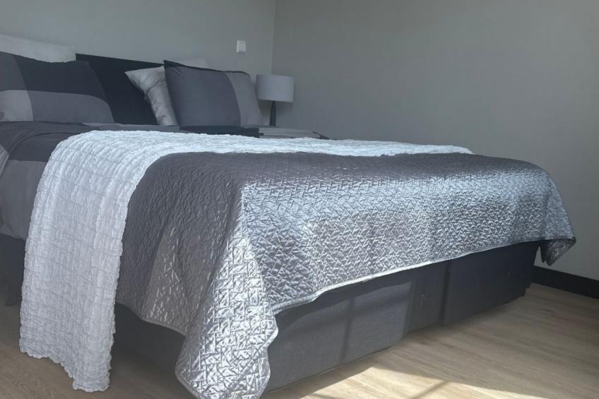 Kleines neues sauberes Appartement