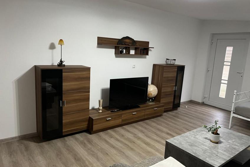 Große, möblierte Wohnung mit Garten - foto 7