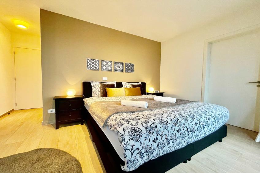 Modern 2BR Penthouse Near Diamond District by OneLuxStay - foto 29