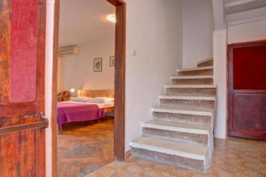 Quaint & Affordable Stay in Budva Traditional Stone House - Family Room 2